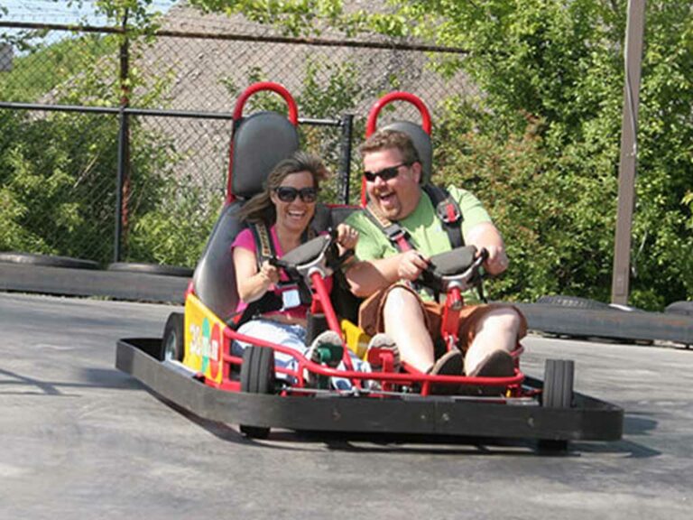 ClubhouseFunCenter-foto1