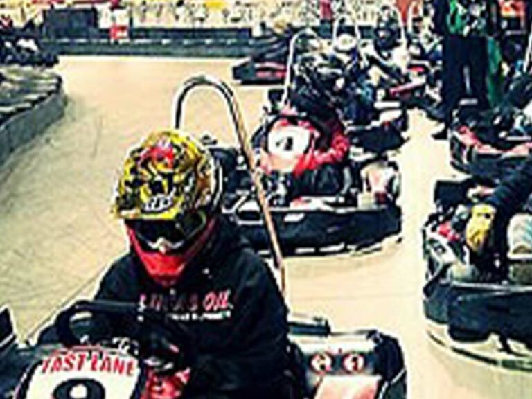 FastLaneIndoorKartRacing-foto3