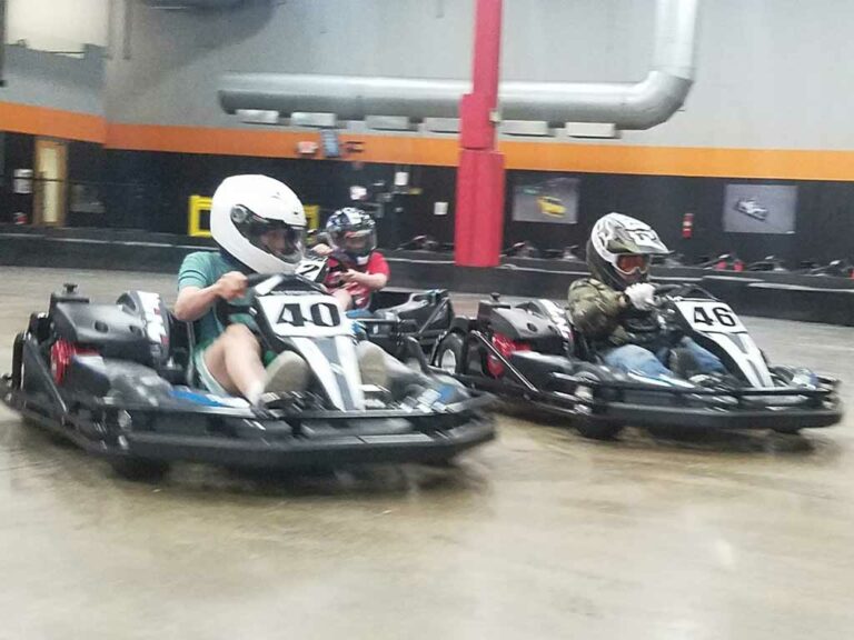 ProKartIndoorRacing-Burnsville-foto1