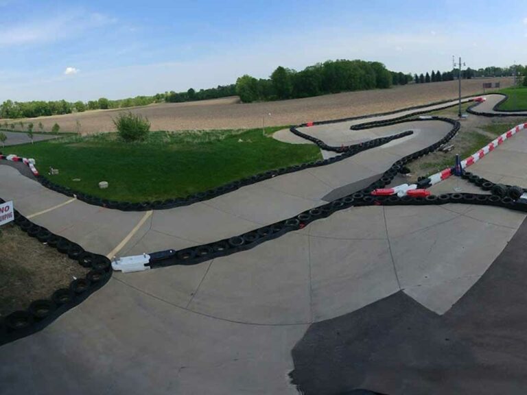 ProKartIndoorRacing-MapleGrove-foto3