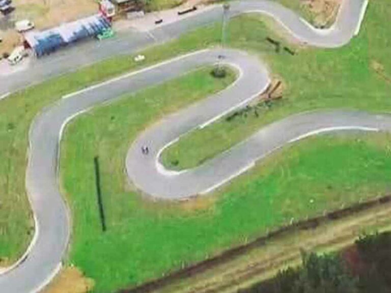 ES-KartingMonfortedeLemosGalicia-listing2