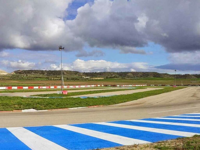 ES-KartingcircuitOcana-listing1.jpg