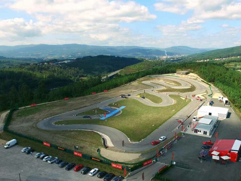 ES-KartodromoValga-listing3