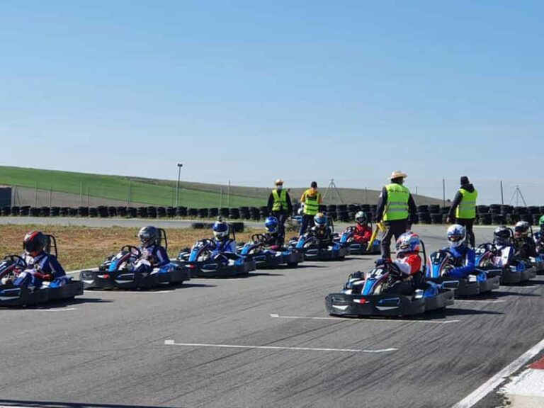 ES-f430KartingSalamanca-listing1.jpg