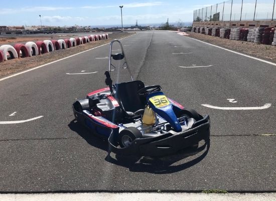 2 heats of junior karting in Fuerteventura